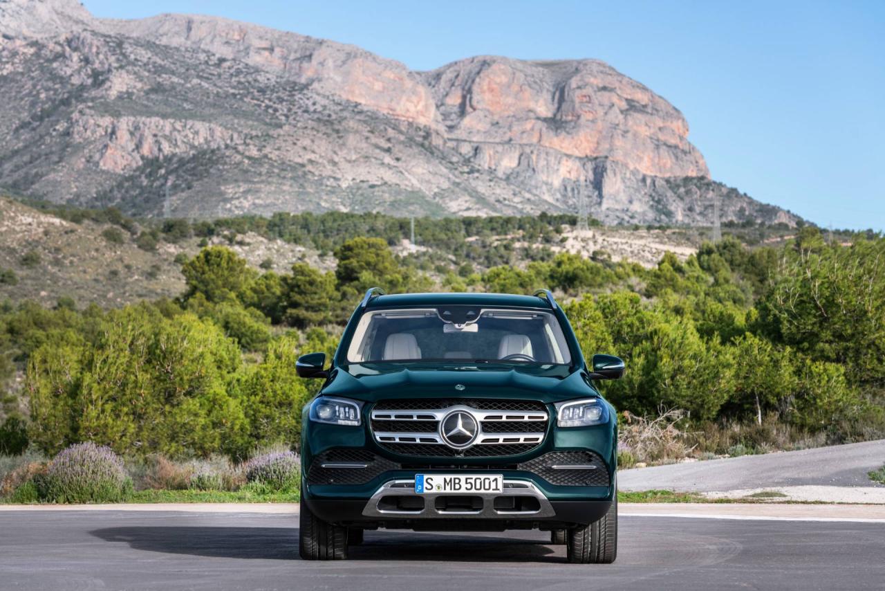 d91bfbd3-2020-mercedes-benz-gls-68.thumb.jpg.d640661427271753ff309a74c5172251.jpg