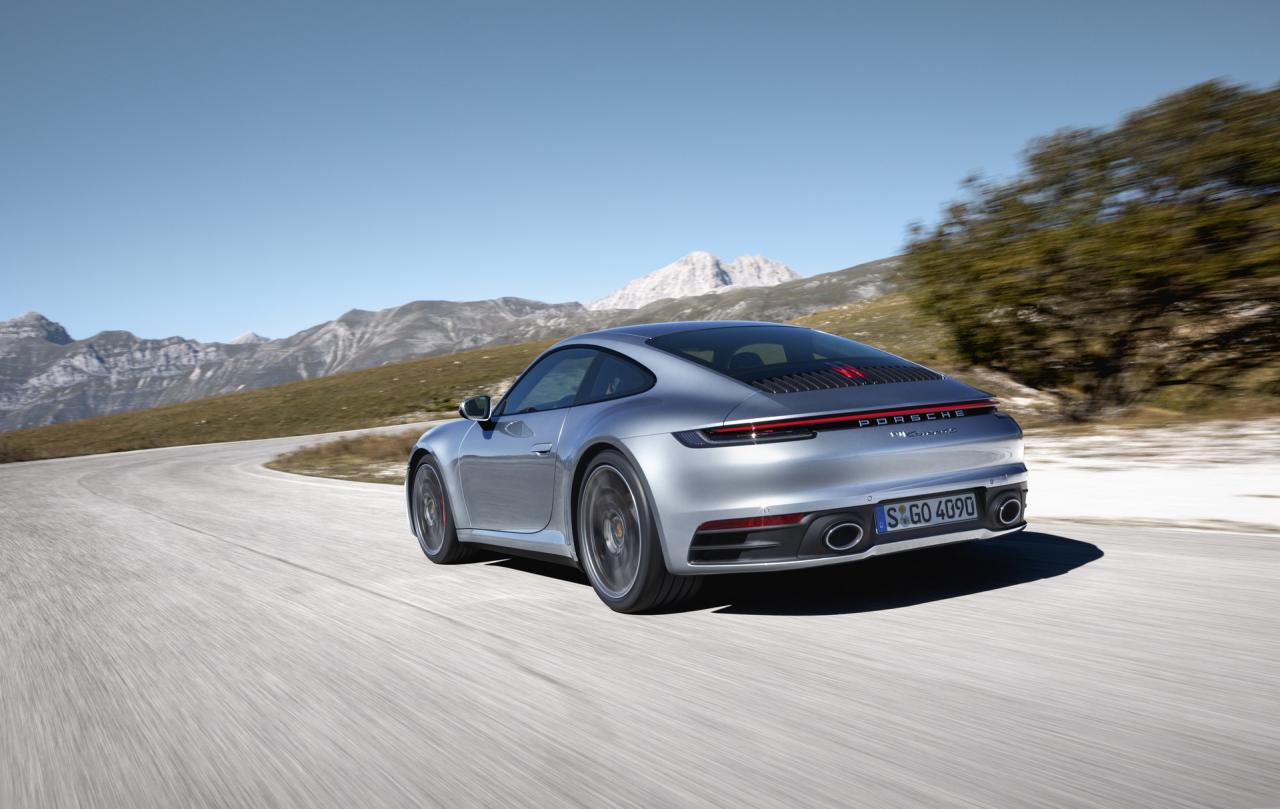 db030f0e-nmew-porsche-911-992-6.thumb.jpg.d71bfd1b13fb392e87e1599eac20b761.jpg