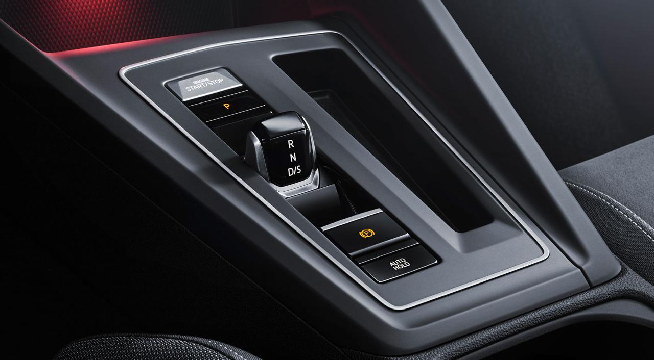 e4c8c9ae-2020-vw-golf-viii-mk8-12.thumb.jpg.64e61c9a272a255e8fe2bfb3665c069b.jpg