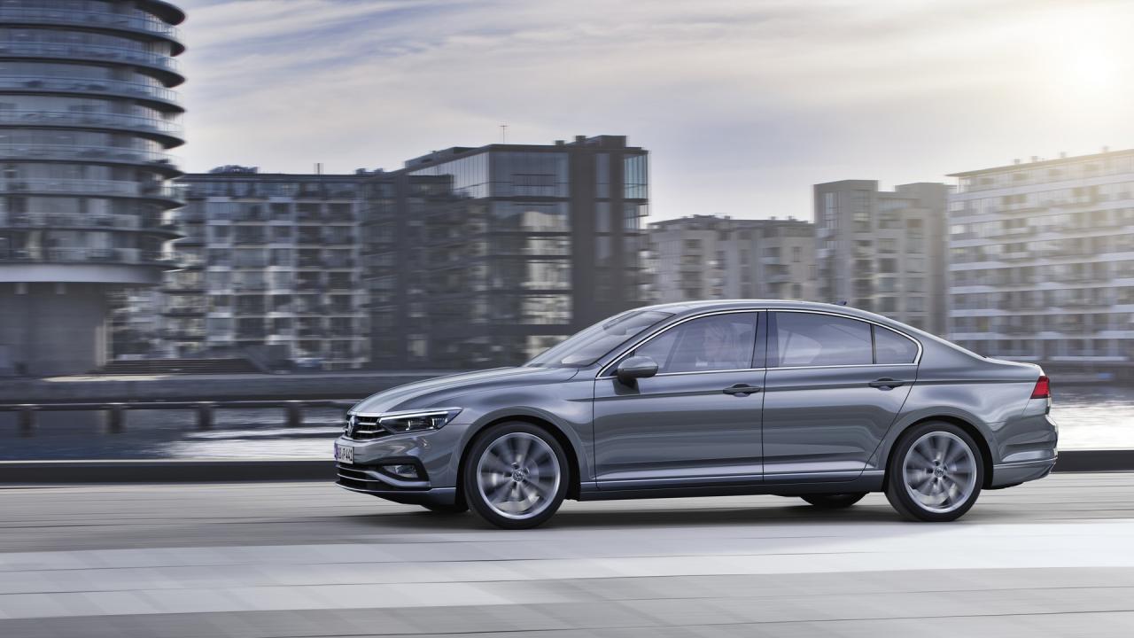 eea8dd92-2019-vw-passat-facelift-67.thumb.jpg.3c4a5ff5c426b9cbbf8fcf00bcb55629.jpg