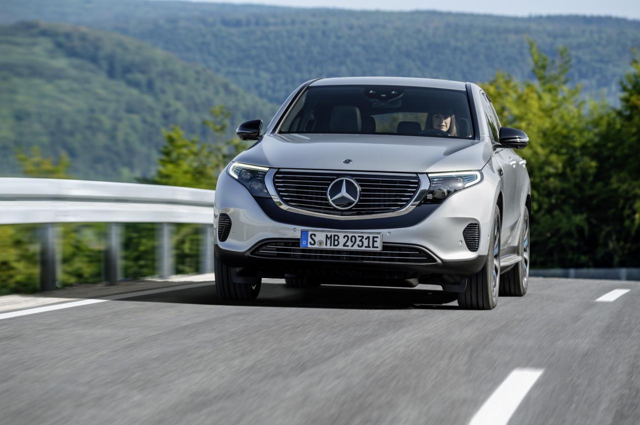 eeea692b-mercedes-eqc-33.thumb.jpg.9f150628cd762d540570ff09fc6e6f2e.jpg