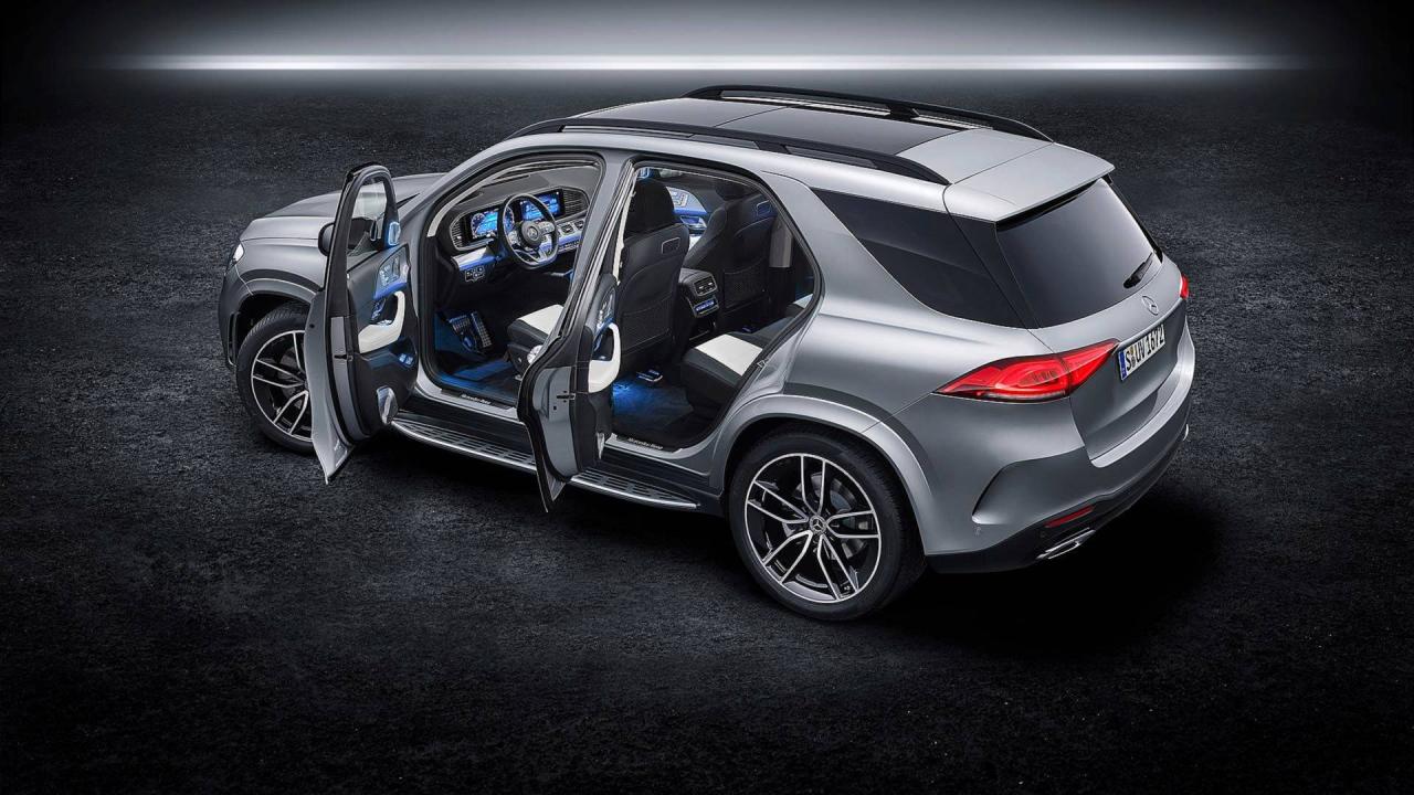 f0aab660-mercedes-benz-gle-59.thumb.jpg.07949e9e813653552b7580ce889de401.jpg