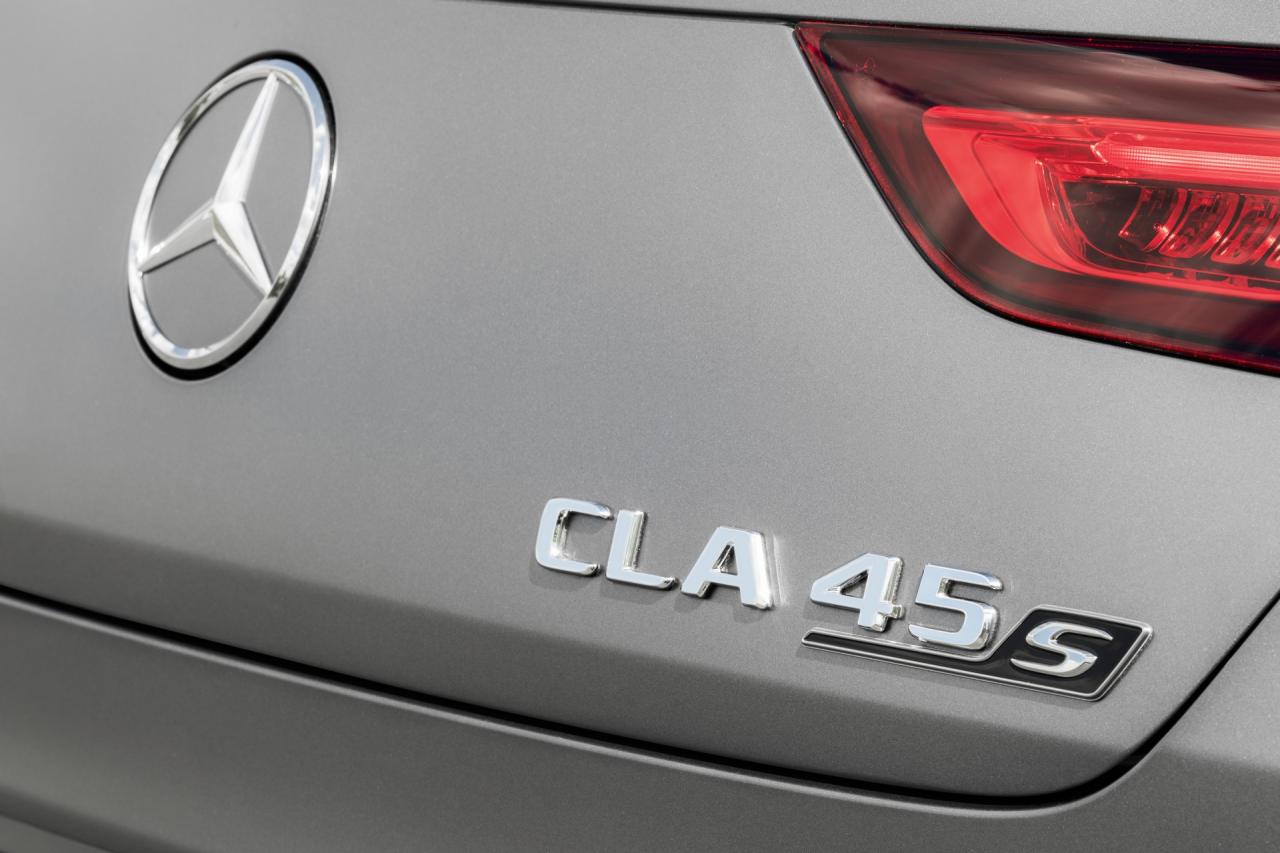 f2971f2e-2020-mercedes-amg-cla-45-shooting-brake-23.thumb.jpg.6f97a2cc93e004e9a6a475030a6fb8e2.jpg
