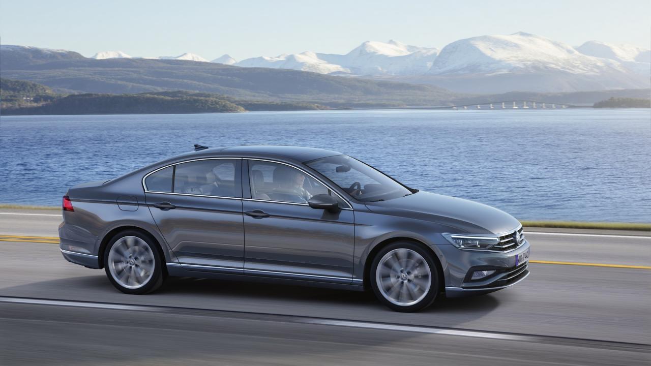 fec5bca7-2019-vw-passat-facelift-66.thumb.jpg.c84fc75d16246be454a1b3db743e25ca.jpg