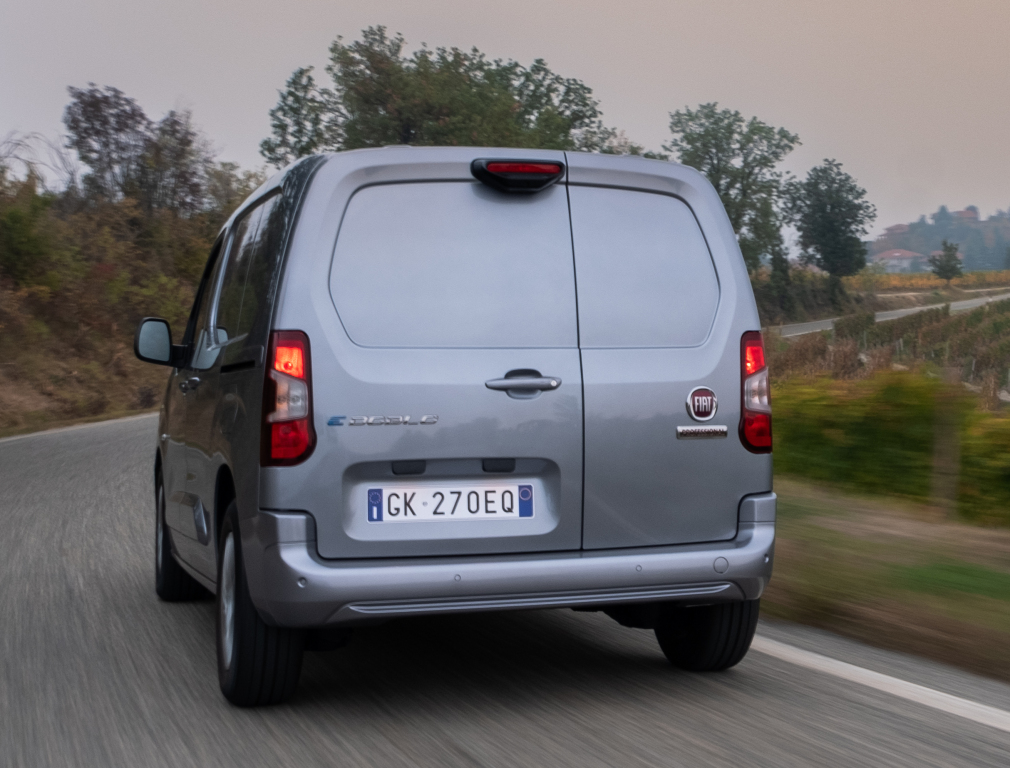 fiat_e-doblo_van_43_046b05a6097b0735.jpg.7e79c4a1022e32a246a603473c3fbca0.jpg