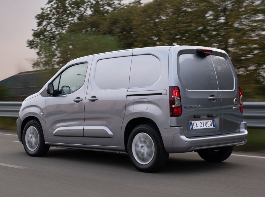 fiat_e-doblo_van_701_003c09690ca10960.jpg.0a3e94607ae58dc74bcaf89f643d6c76.jpg