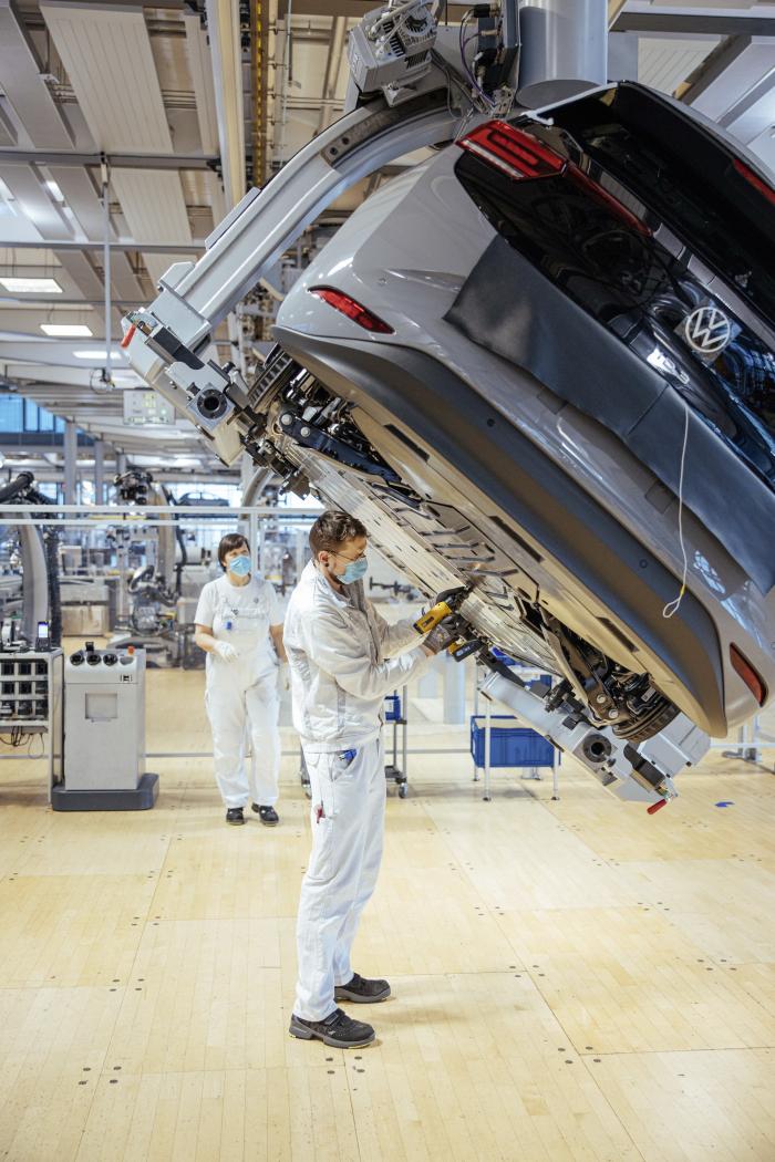 vw-id3-dresden-production-site-2.thumb.jpg.287a43d2aeb2473885baeeb65b6b43f9.jpg