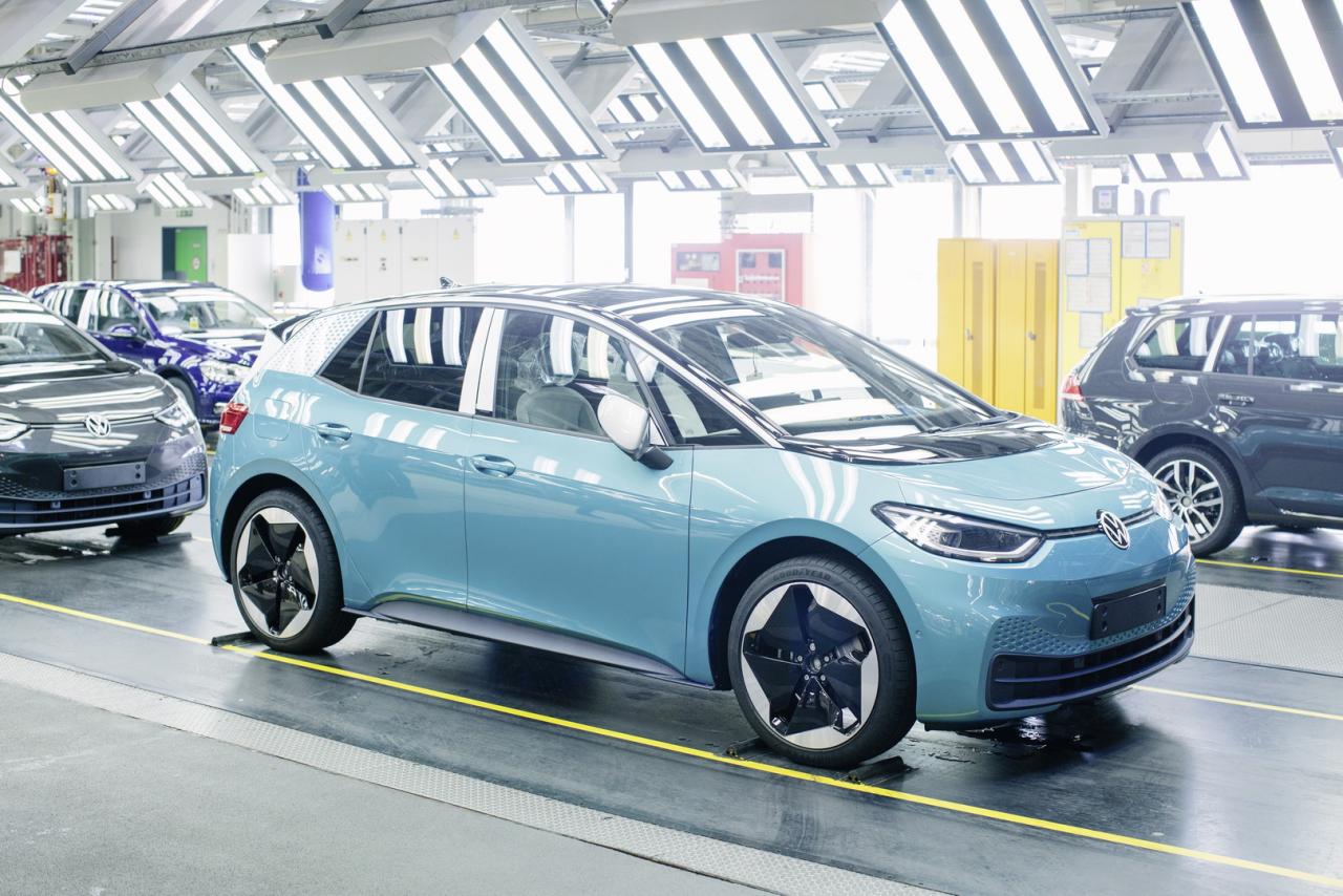 vw-resuming-id3-production-2.thumb.jpg.667e2a8b18c9a25b2d80d808327c9c4f.jpg