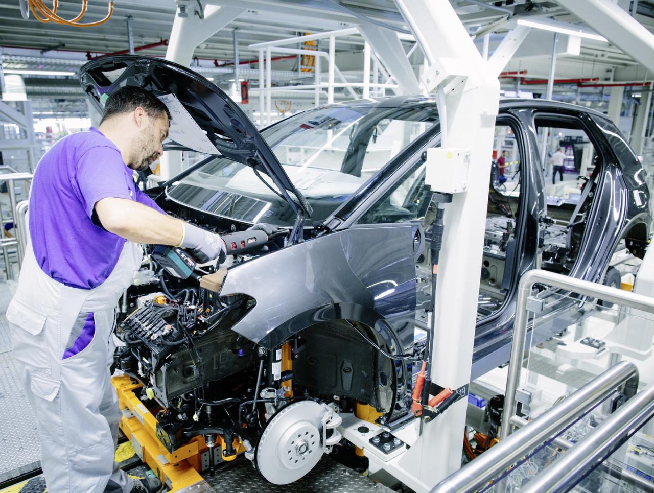 vw-resuming-id3-production-3.thumb.jpg.3ecd60a62eafed845b0a59c42c766b9c.jpg