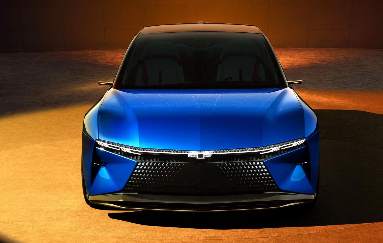 Chevrolet-FNR-XE-1.thumb.jpg.3affe2b1a4048ed4bc00bf28309838fc.jpg