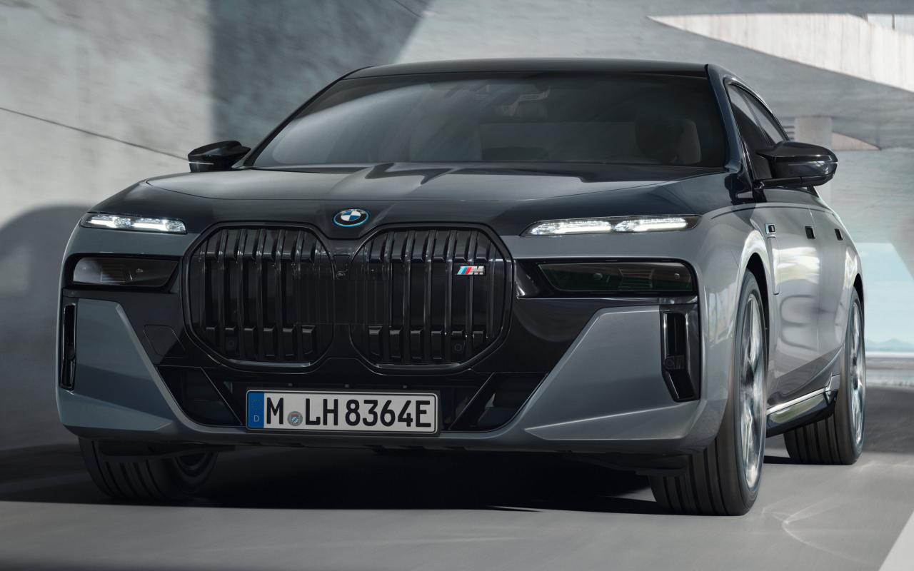 G70-BMW-M760e-xDrive-7-1.jpg