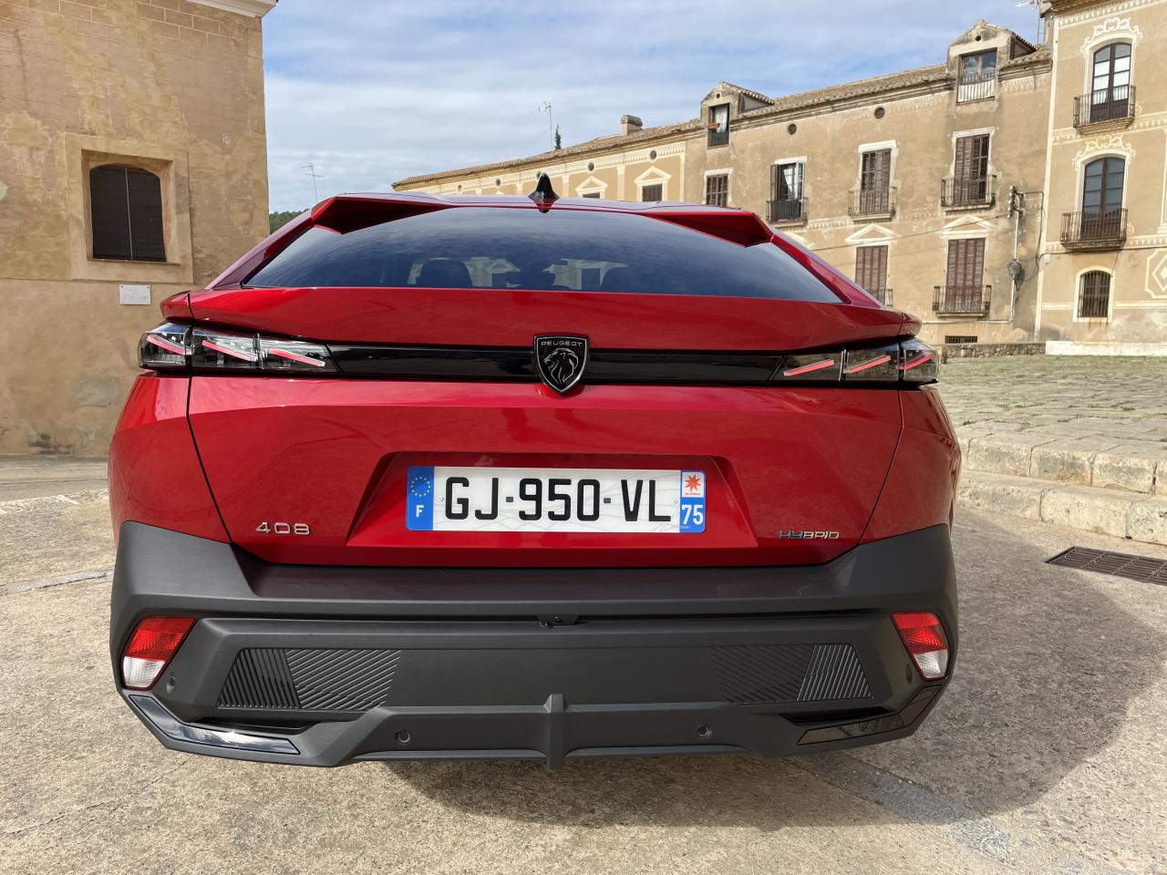 S0-essai-video-peugeot-408-2022-profil-premium-735357.thumb.jpg.b7a2a7a09b667b9e4acb9e0c6b598aaf.jpg