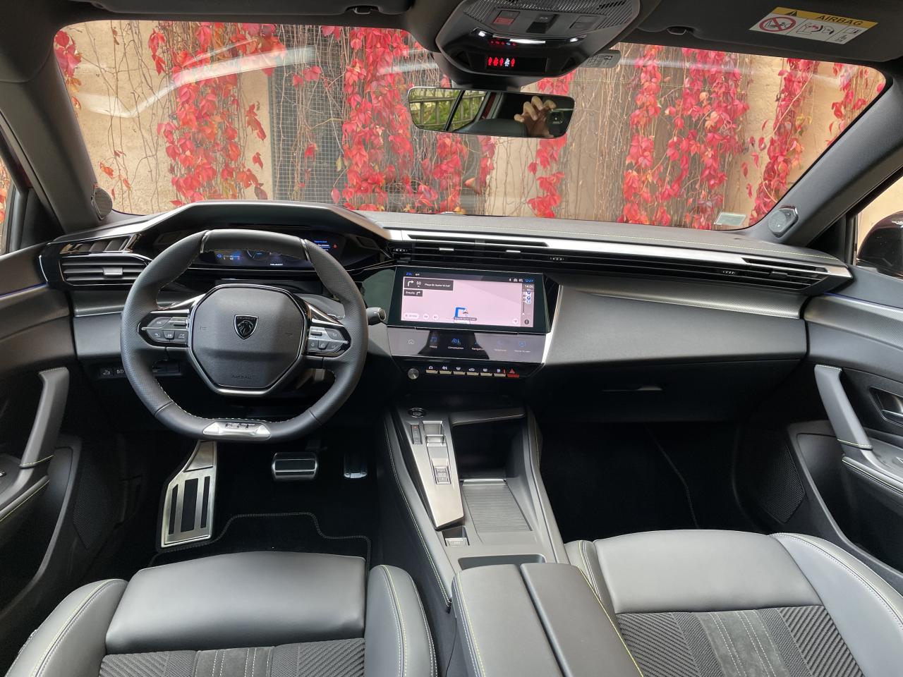 S0-essai-video-peugeot-408-2022-profil-premium-735358.thumb.jpg.54c6117597ab249fcbb4d19255972878.jpg