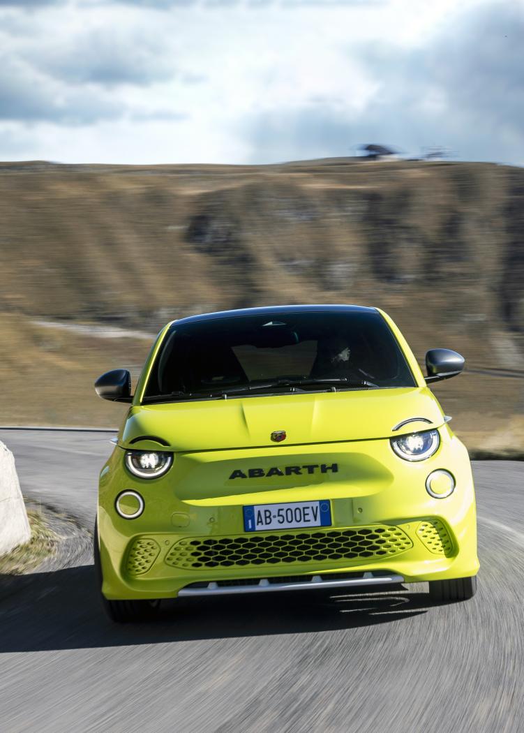 newabarth500e11-637c973183728_637ca4541e6ab.thumb.jpeg.6279c7a81b3452fb680fb01b018929c9.jpeg