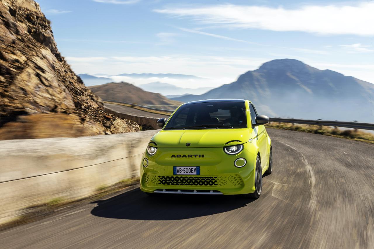 newabarth500e13-637c9725356a8_637ca454351f7.thumb.jpeg.2098b7d5e470e6b12c31f6861541c240.jpeg