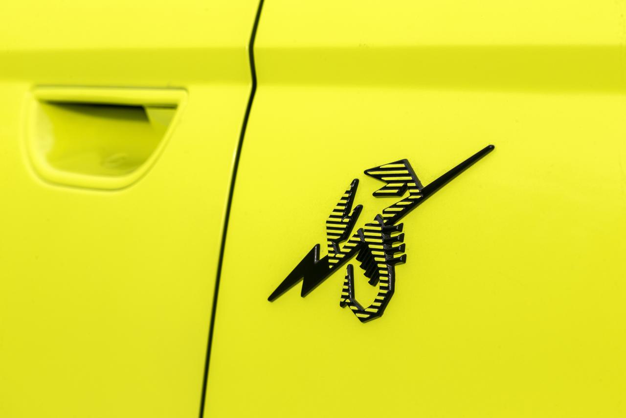 newabarth500e26-637c96d6eee2e_637ca4551215c.thumb.jpeg.4516b20a1b87b362ea40f47a7f45f0ab.jpeg