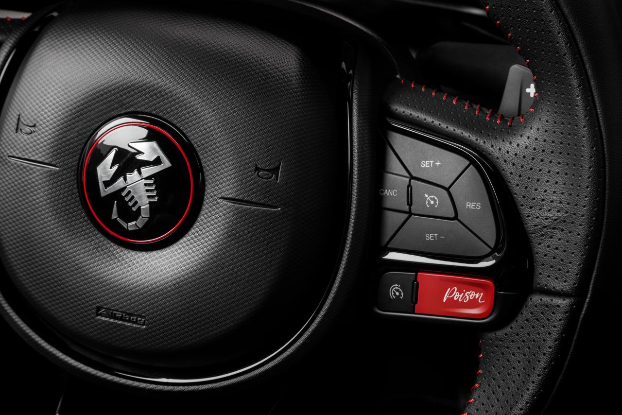 pulse_abarth_070-6375816e4880c.thumb.jpeg.54b2d7261eeebd546c8dfc4d6ee51728.jpeg