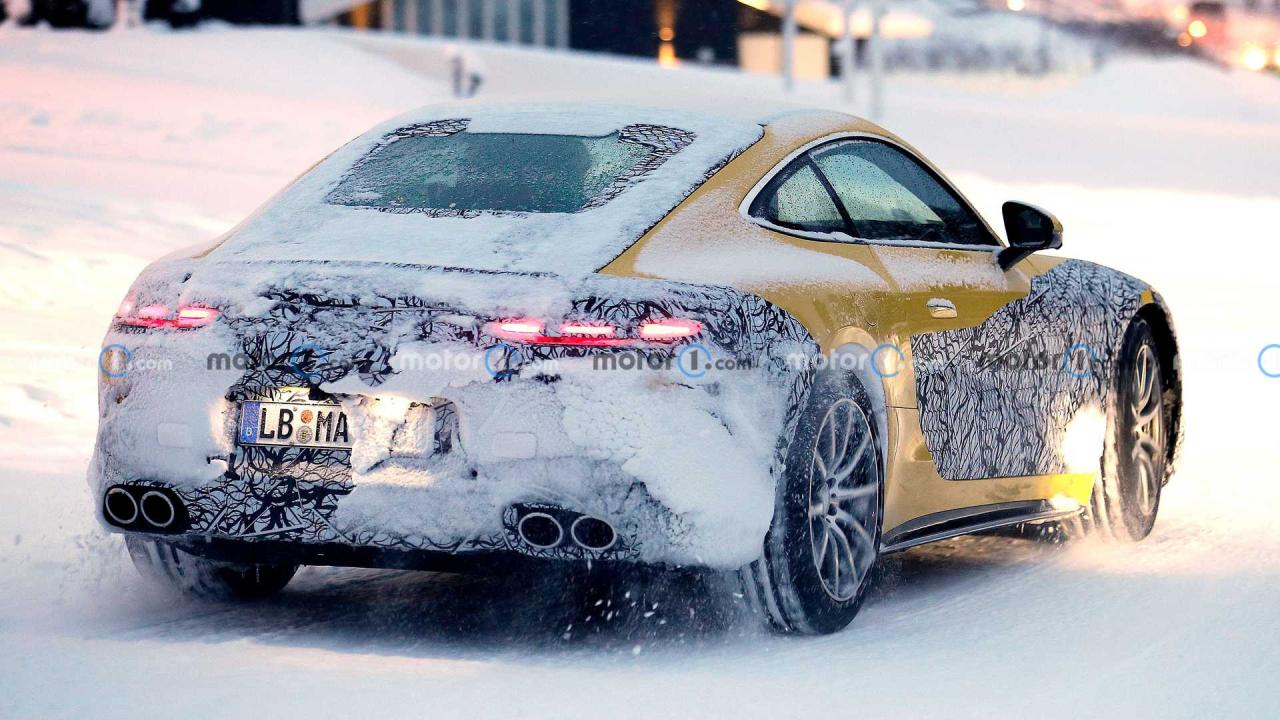 879461961_2023-mercedes-amg-gt-coupe-less-camo-spy-photo(5).thumb.jpg.2c28fe6adad31d5c15b625bce22bef7b.jpg
