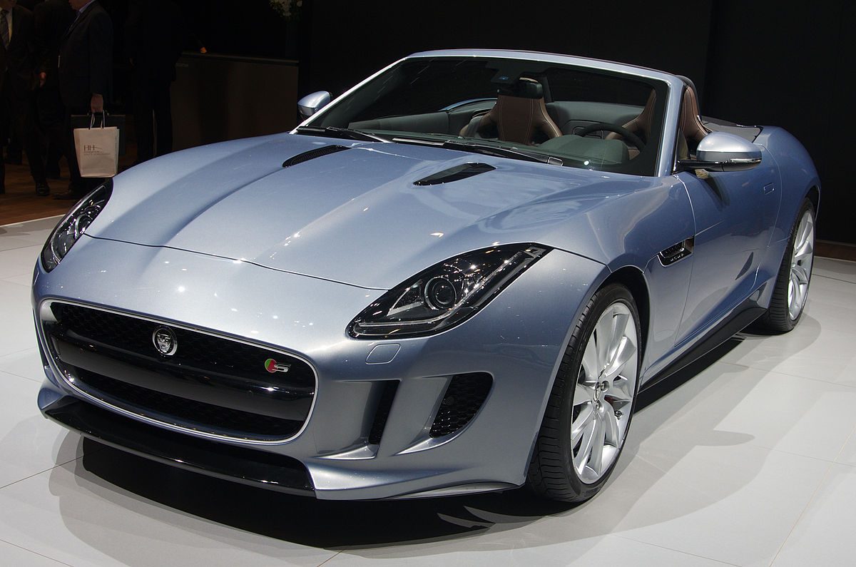1200px-Geneva_MotorShow_2013_-_Jaguar_F-type_1.jpg