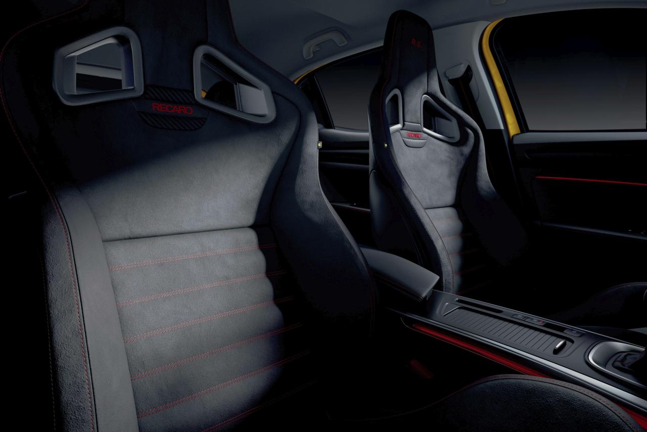 2023_-_Renault_Megane_RS_Ultime_6.thumb.jpg.81e13e13dd303fa3e7eb228fa5543f82.jpg