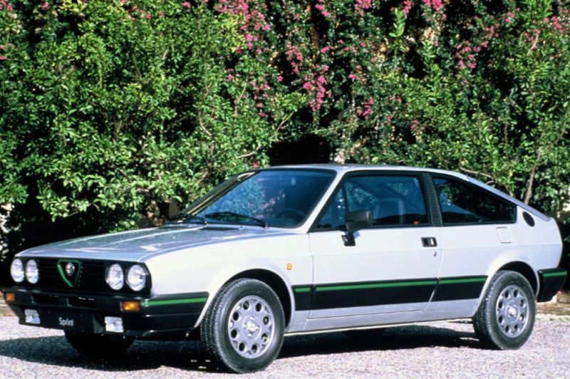 AlfaRomeoSprint_1983.jpg.b46ffe37df6efa31d9d7e8e3da36cb2f.jpg