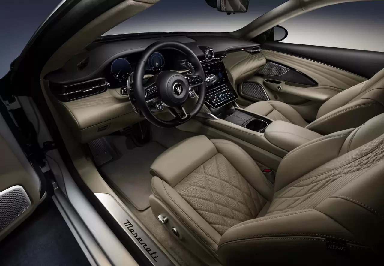 Maserati-GranTurismo-Modena-17.thumb.webp.9333a3a161b3f2b6616d6e3dcb59a6df.webp