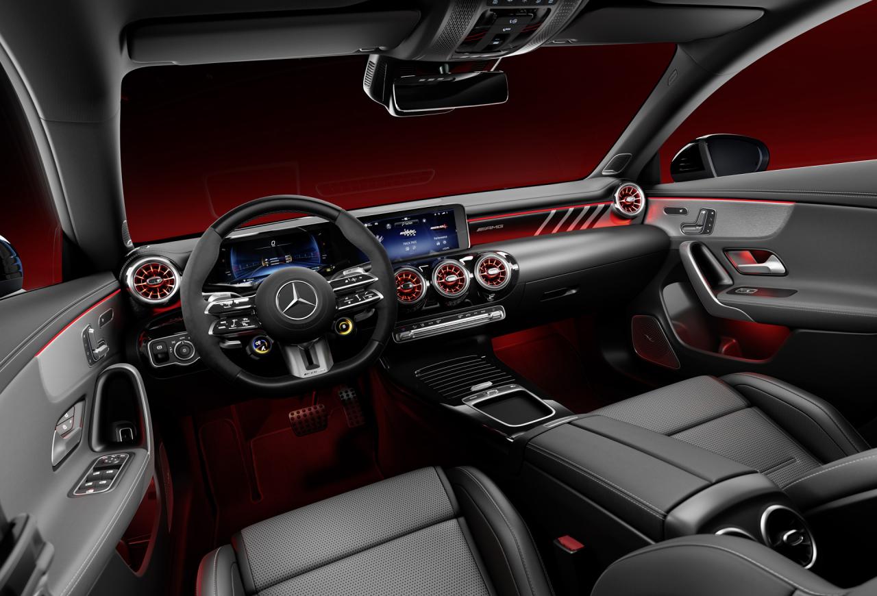 mercedes-benz-cla-class_100872225_h.jpg