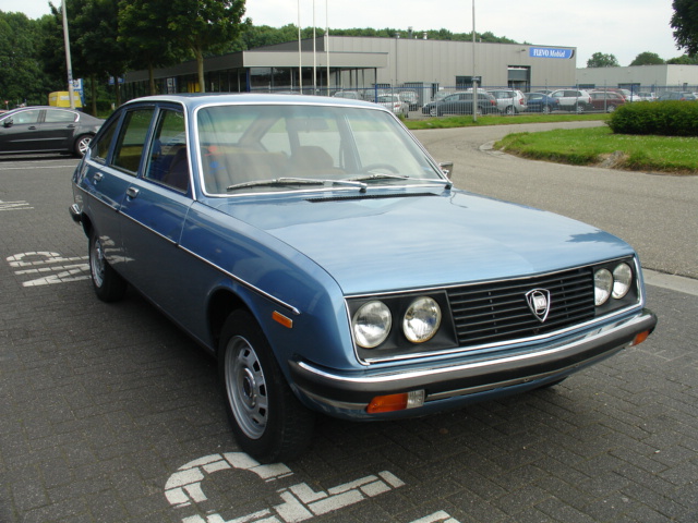 1045297654_LanciaBetaBerlina13001978009.JPG.bc361fa8a4198c81e6b23f99c46094c7.JPG