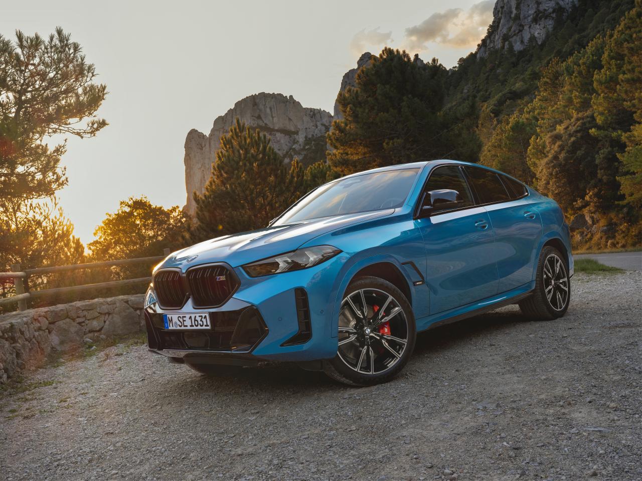 P90492412_highRes_the-new-bmw-x6-m60i-.thumb.jpg.fdafc5c90674c4199c553aedfd5522bb.jpg