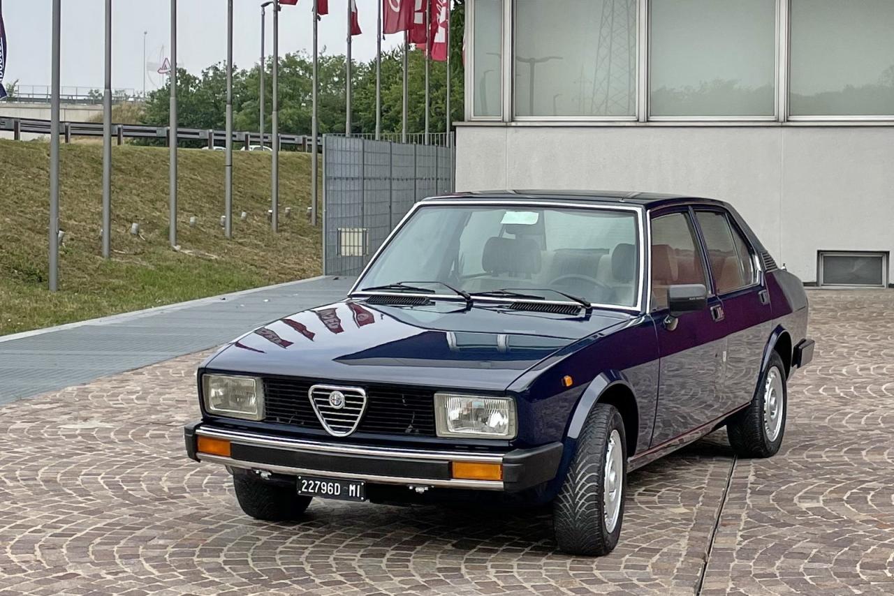 alfa-romeo-alfetta-2022-06_05.thumb.jpg.a25f7c092243bafc4d6bdbcc958a490f.jpg