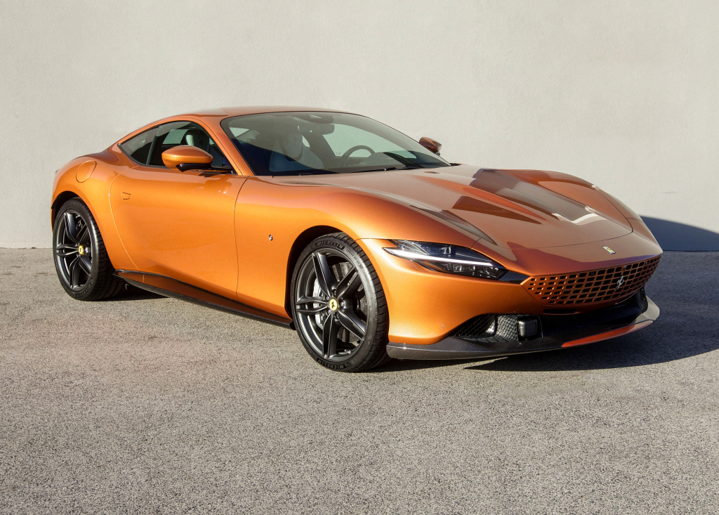 ferrari_roma_tailor_made_inspired_by_330_gtc_22_006400000eac0a82.jpg