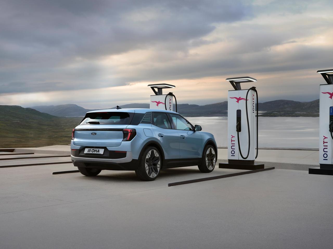 2023Ford_TheNewAll-ElectricFordExplorer_Norway_01-LOW.jpg