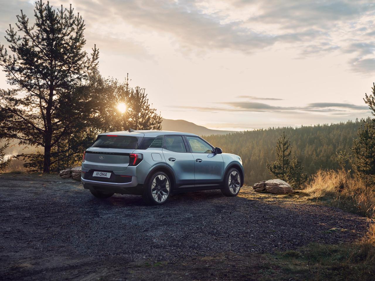 2023Ford_TheNewAll-ElectricFordExplorer_Norway_02-LOW.jpg