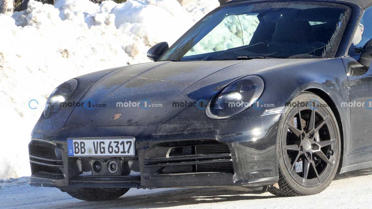 facelifted-porsche-911-targa-spy-photos (2).jpg