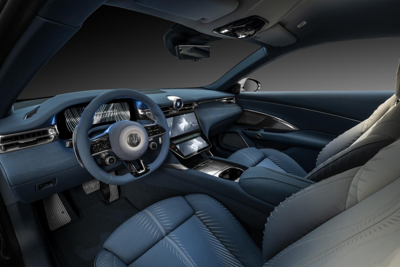 Medium-21452-MaseratiGranTurismoFuoriserieOne-OffLuce.thumb.jpg.aa593bedb695c9c7eb1d2677627836f5.jpg