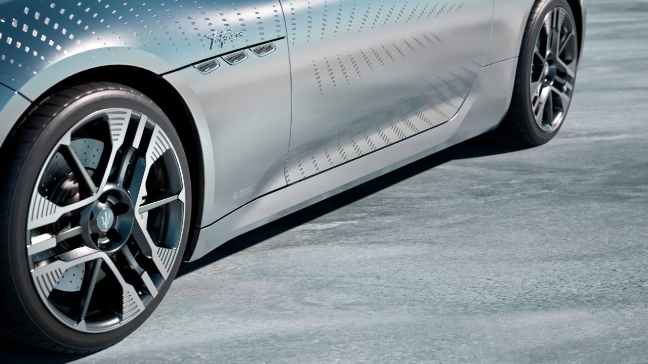 Medium-21460-MaseratiGranTurismoFuoriserieOne-OffLuce.thumb.jpg.b22f6d456609c93d6db37da586c23e57.jpg