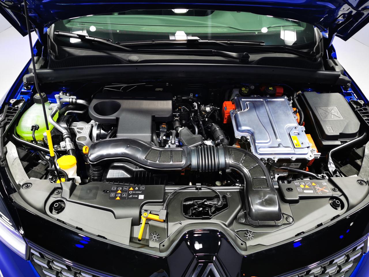 S0-presentation-renault-clio-5-restylee-2023-enfin-une-nouvelle-clio-753524.thumb.jpg.00e7197e155772a88b10016d0ff39eee.jpg