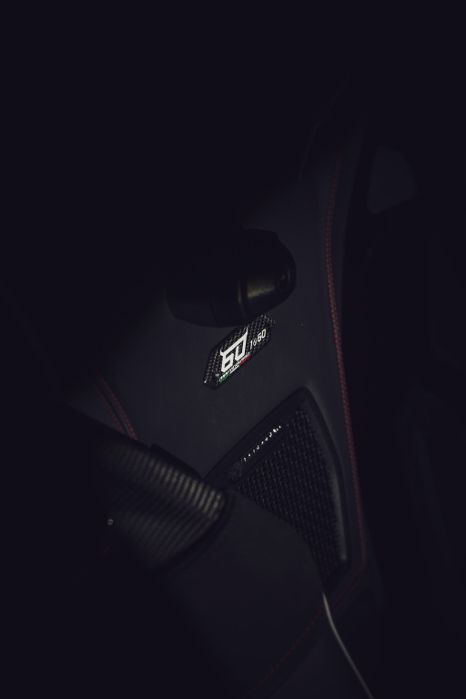 lamborghini_huracan_evo_spyder_60_anniversario_6.jpg.e724a26131c8dc9570896ff4fd6d451b.jpg