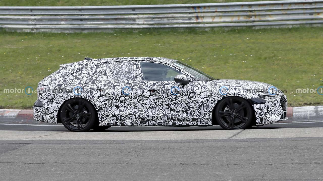 2024-audi-a5-side-view-spy-photo.thumb.jpg.2e5d4b55c7dfbd5204d7f19a945cbea2.jpg