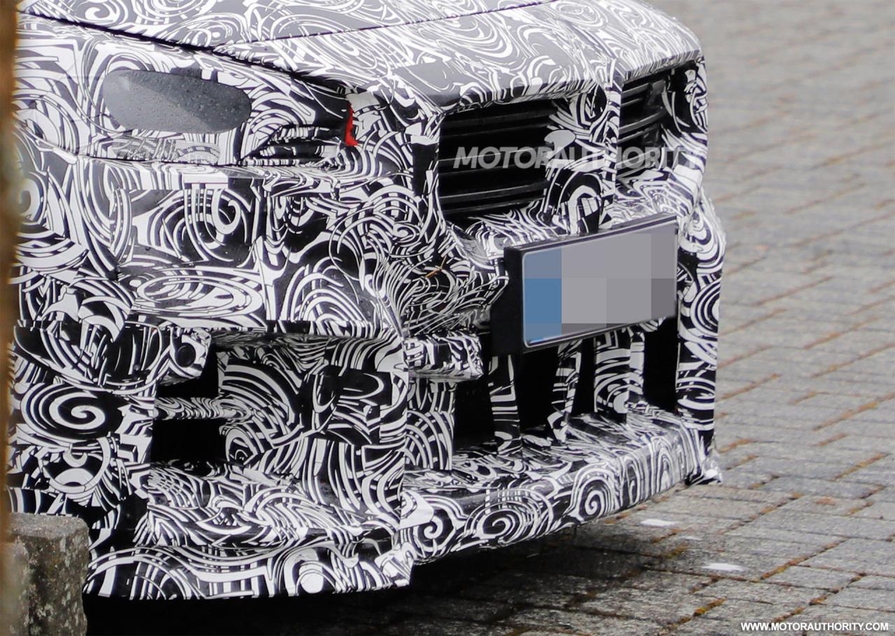 2025-bmw-m2-cs-spy-shots--photo-credit-baldauf_100883464_h.jpg