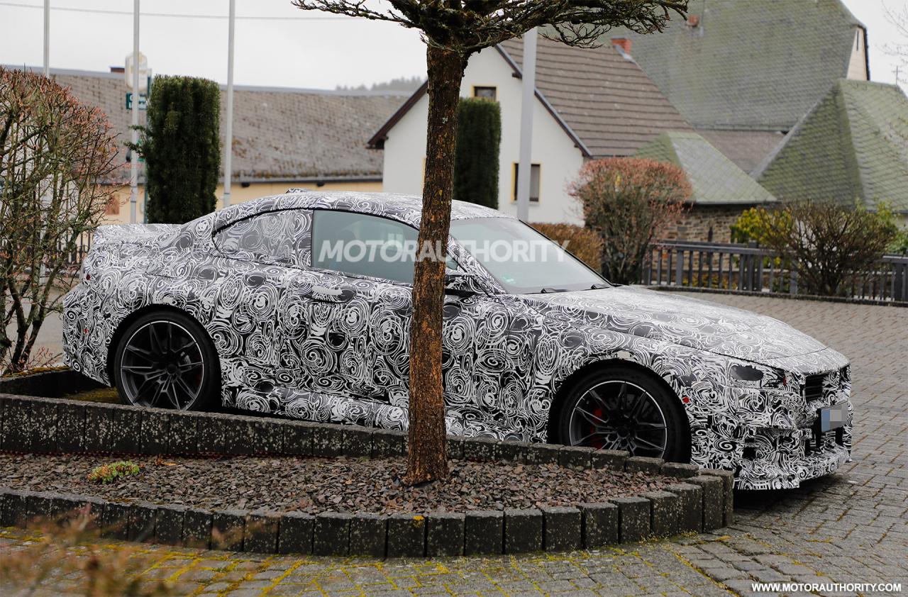 2025-bmw-m2-cs-spy-shots--photo-credit-baldauf_100883465_h.jpg