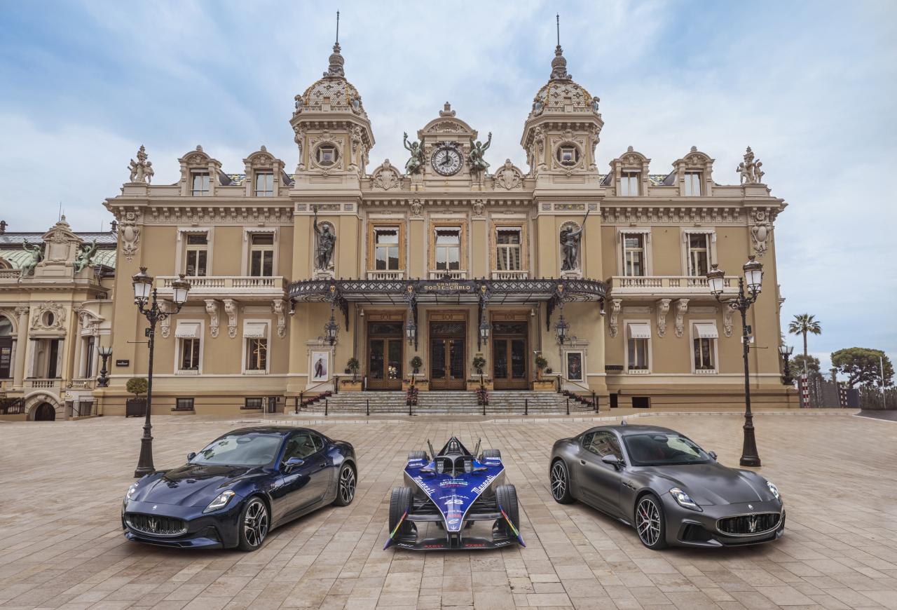 Medium-21544-MaseratiGranTurismoFolgoreMaseratiTipoFolgoreMaseratiGranTurismoTrofeo-PlaceduCasinoMonteCarlo.thumb.jpg.e145b69554826af5287afd6a54b962ad.jpg