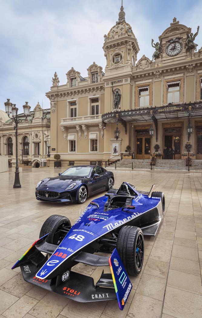 Medium-21545-MaseratiGranTurismoFolgoreMaseratiTipoFolgore-PlaceduCasinoMonteCarlo.thumb.jpg.7ef7ac89a781b1d55dadae58fdf51cce.jpg