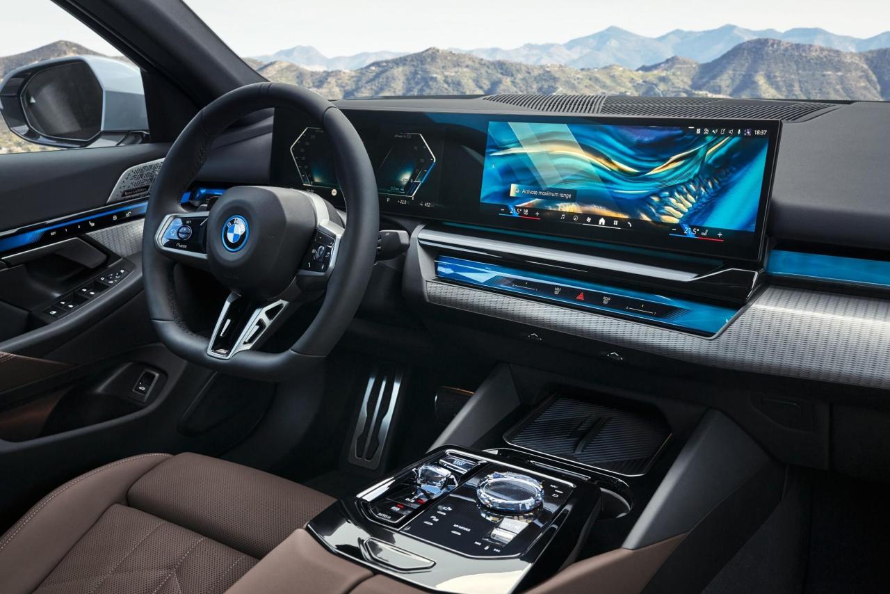 P90505127_lowRes_the-new-bmw-i5-edriv.thumb.jpg.74201bc1a5b28949068de242787a097f.jpg