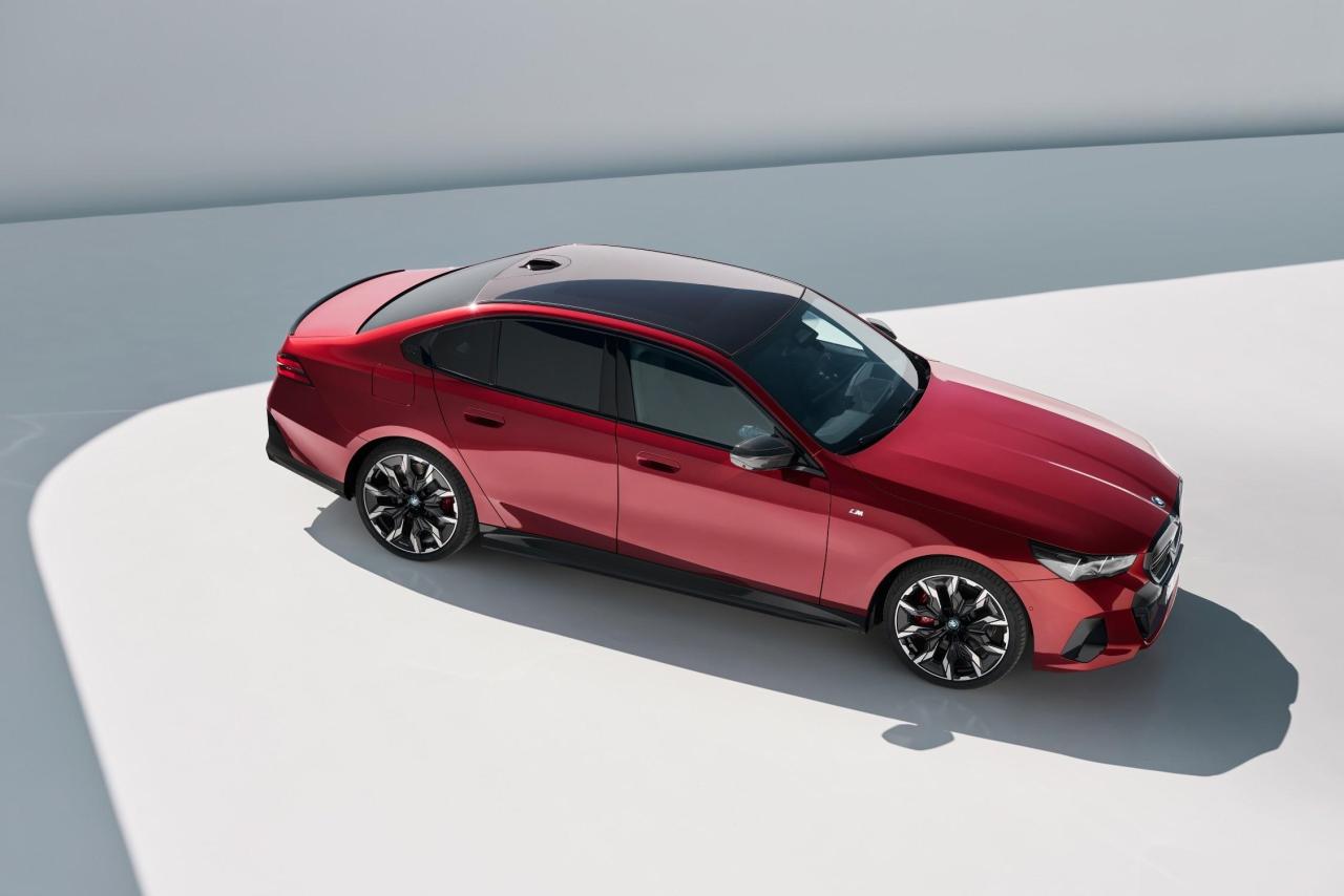 P90505485_lowRes_the-new-bmw-i5-m60-x.thumb.jpg.ec92dee7cd3de5fb268e0d5fb0830e55.jpg