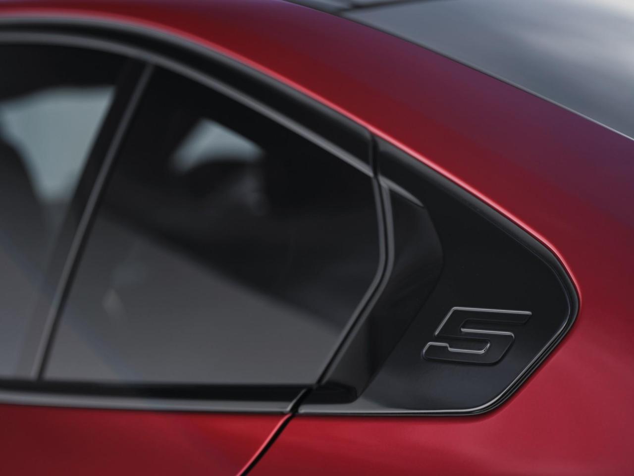 P90505512_lowRes_the-new-bmw-i5-m60-x.thumb.jpg.75d3a458bfa68c24b2a2d7c12157aa44.jpg