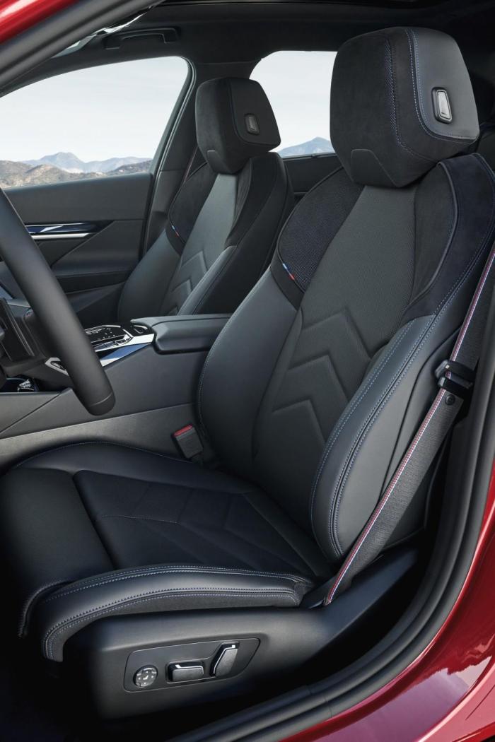 P90505519_lowRes_the-new-bmw-i5-m60-x.thumb.jpg.40f6e1622448c1193e1e3805305b3d16.jpg