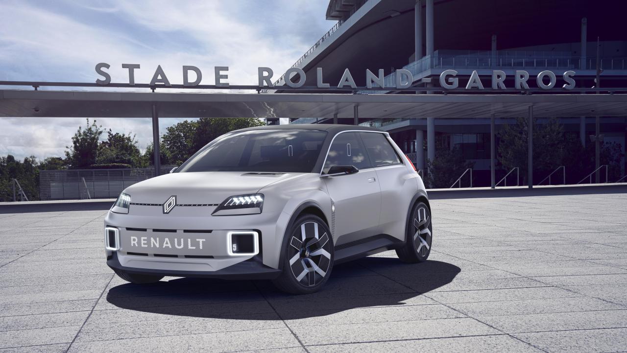 Renault_5_Prototype_Roland-Garros_8.thumb.jpg.fafd838e375f2e08851c7e972834b361.jpg