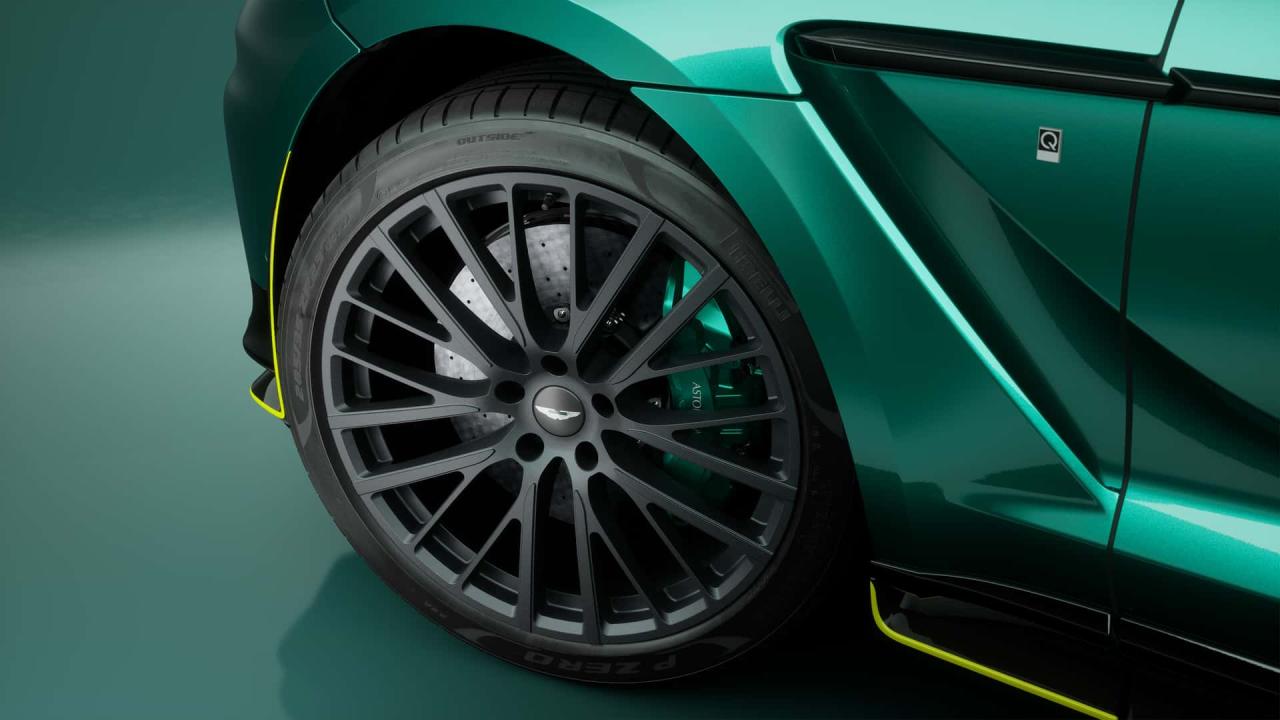aston-martin-dbx707-amr23-edition(3).thumb.jpg.db0095893adb53a2a4b047a6b8063975.jpg