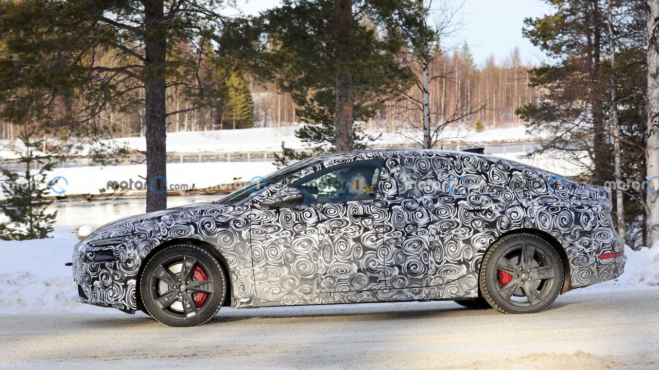 audi-rs6-e-tron-spy-photos(3).thumb.jpg.af63b6690f83d5319e290e90a9a01c09.jpg
